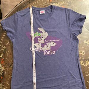 Whimisical ''Trix Son Para Niños! Conejo Tonto" Graphic Tee